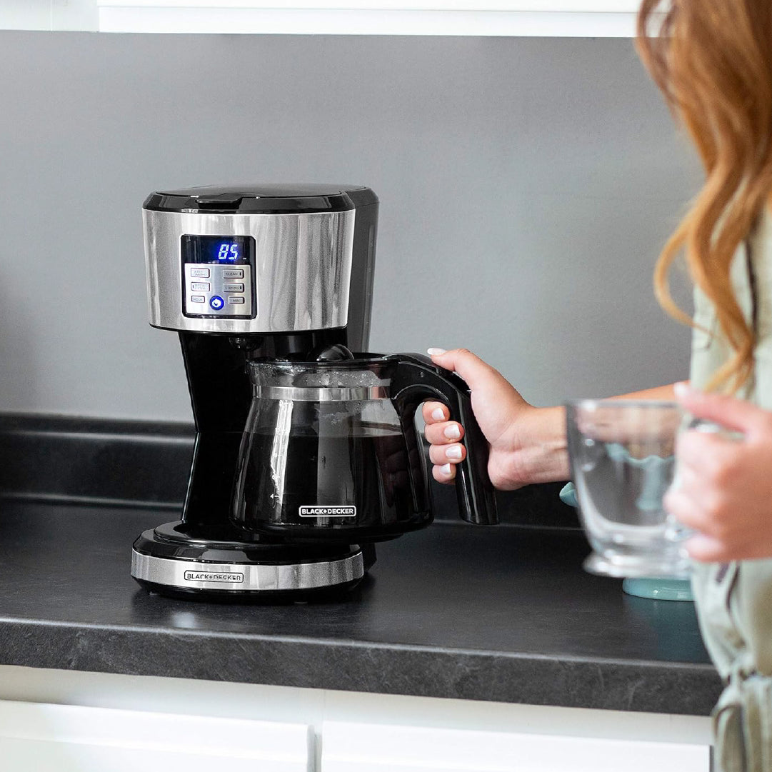 Cafetera programable Black+Decker CM1331S 12 tazas